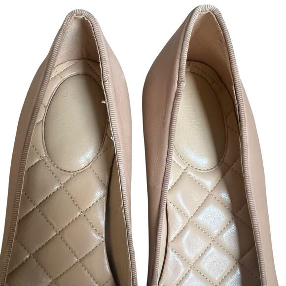 Michael Kors Beige Tan Gia Block Heel Pump Size 8 Bow Cap Toe Patent - Picture 8 of 12